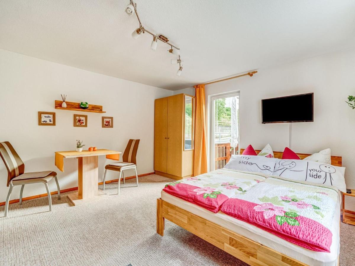 Holiday Home With Garden Langenbach  Екстериор снимка